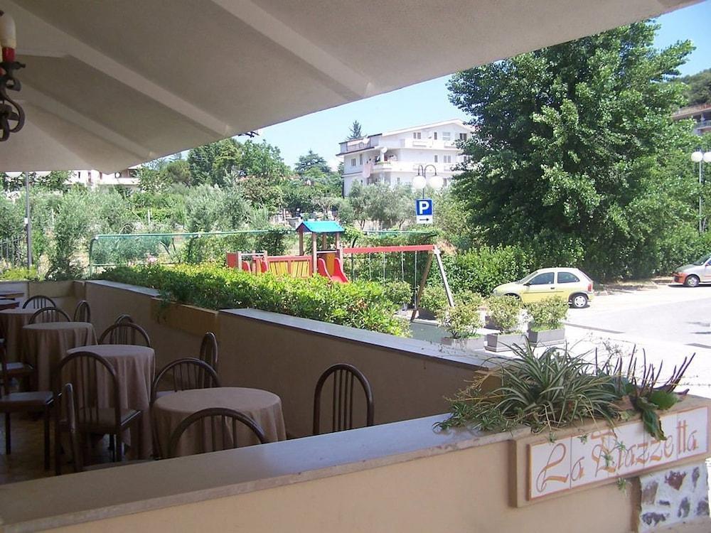 Hotel Ristorante Belvedere Caserta Exteriör bild