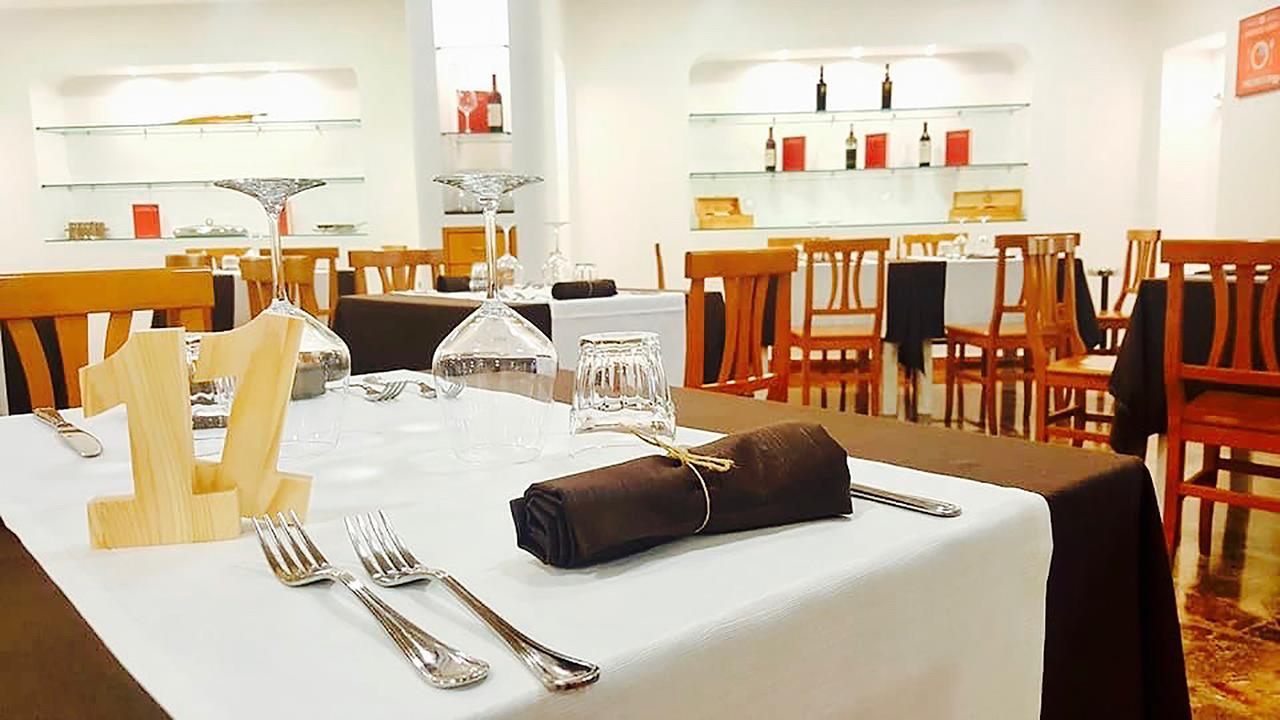 Hotel Ristorante Belvedere Caserta Exteriör bild