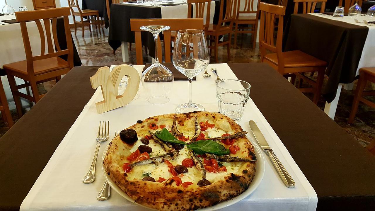 Hotel Ristorante Belvedere Caserta Exteriör bild